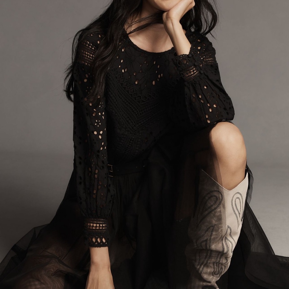 Anthropologie lace cutwork blouse